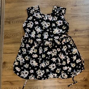 Xhilaration Black and White Floral Dress
